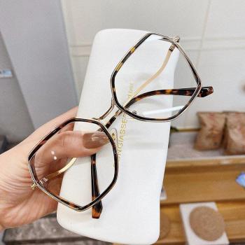 Gafas Únicas de Aleación para Mujer