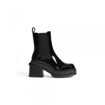 Xdn035_XV879 Black Boots – UK 3 (Armani Exchange)