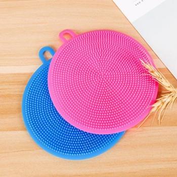 Bol di pulizia multifunzionale con spazzola e tappetino isolante in silicone blu