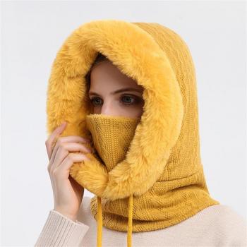 Gorro de frío con protección facial