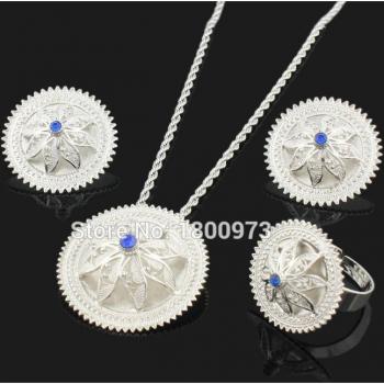 Set AfroElegance: Pendientes, Collar y Anillo en Plata