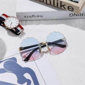 Kids' Cute Gradient Sun Glasses