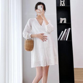 Robe de maternité avec crochet, broderie, col en V, style d'été 2022, longueur au-dessus du genou