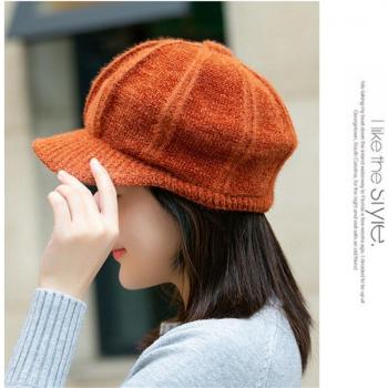 Mujer Gorro Pintor