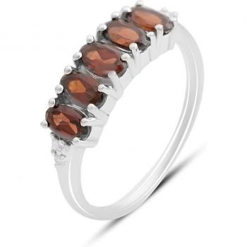 Dark Candy Apple Red Silver Ring with Garnet 1.63ct, 2.38g
