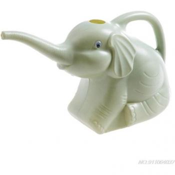 Regadera de elefante para césped