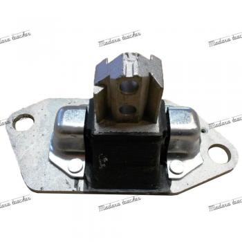 Volvo Engine Mount 30748811 Lower Front Right for S60 S80 V70 XC70 XC90