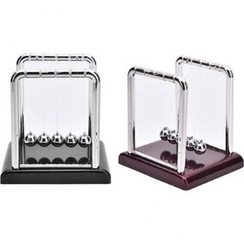 Newton's Cradle Science Decoration
