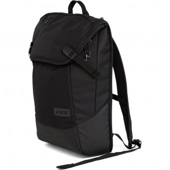 AEVOR Student Daypack: Universitätsrucksack mit Laptopfach, erweiterbar auf 28 L – Black Eclipse in Schwarz