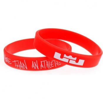 Sportliches Basketball-Armband aus Silikon, Mehr als ein Athlet, mit Briefen, Gummi-Sport-Schmuck SH356