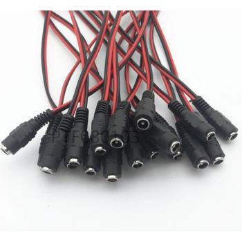 10 Stück 5,5x2,1 mm DC Buchsenstecker für 12V CCTV Kamera