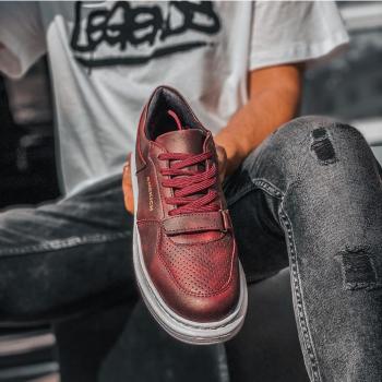 Scarpe con Cintura Velcro in Colore Bordo CH073