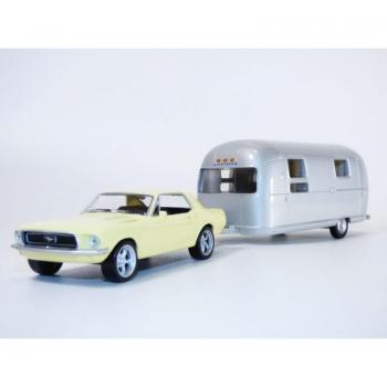 Light Yellow Ford Mustang 68 Airstream Caravan 1/43 Model – NOREV Edition
