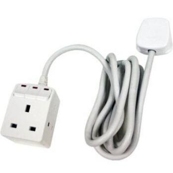 Switchable 3‑Outlet 2 m 13A Compact Extension Cable