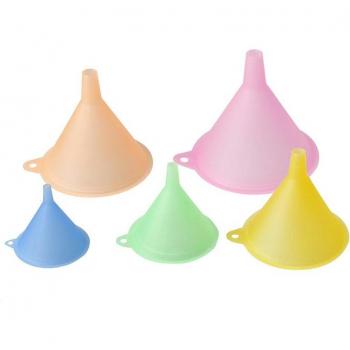 Embudos de Plástico para Cocina (5 Uds)
