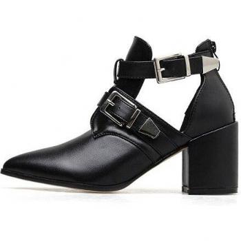 Botines con Punta Estrecha