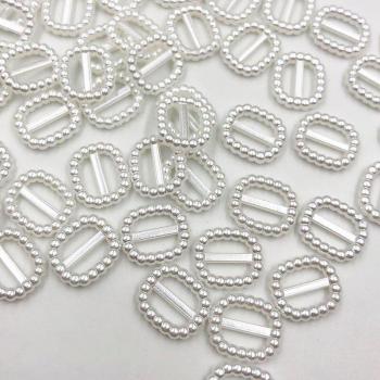 White/Beige Plastic Oval Pearl Flatbacks – Bulk Pack of 100 (10×13 mm)