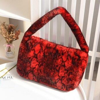 Bolsos de Mujeres con Patrón Python