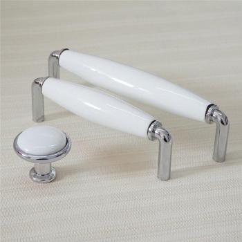 Tirador Plateado “Sleek Drawer”