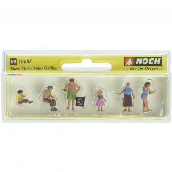 Noch Family Grill Party – 15587 HO Miniatures