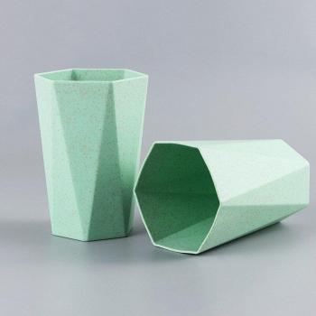 Taza de Plástico con Diseño de Diamante para Baño