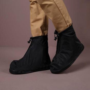 Estuche Negro Resistente a la Lluvia