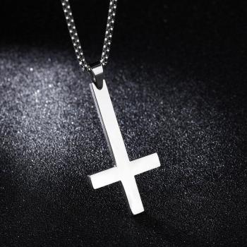 Collier avec pendentif croisé inversé en acier inoxydable pour homme