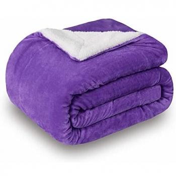 Luxurious Double‑Side Fleece Blanket – Purple