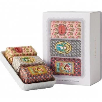 Claus Porto Classico Geschenkpaket Ondina & Seenebel – 3×50 g Seifen + Seifenschale