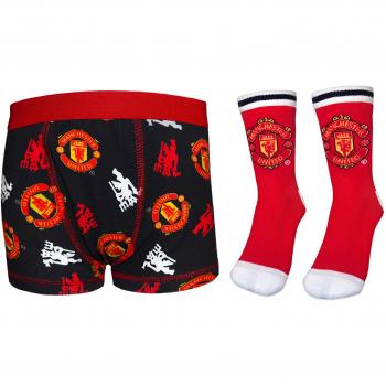 Manchester United Boys 7-8 Years Red Sock & Black Short Gift Kit