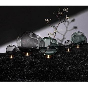 Vaso design Globe AYTM, Ø 17 cm, grigio fumo/oro, materiale vetro e acciaio inossidabile