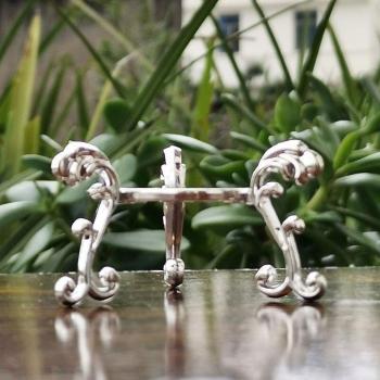 Crystal Ball Table Stand