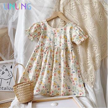 Vestido infantil con estampado floral