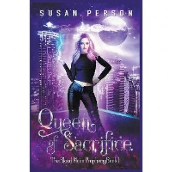 Queen of Sacrifice (The Blood Moon Prophecy)