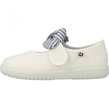 Victoria Sneaker 105110