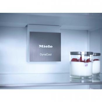 Miele 177 cm Integrated 253 L Fridge‑Freezer (White) – Model KFN 7734 C