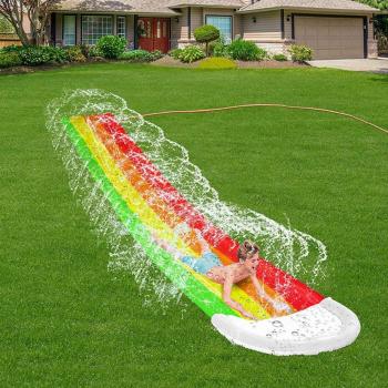 Tobogán acuático inflable