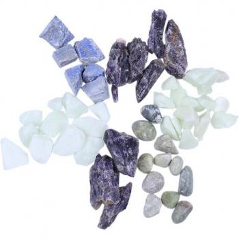 Absorbent Luminous Stones for Outdoor Use