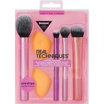 Real Techniques Everyday Essentials + Bonus Miracle Complexion Sponge