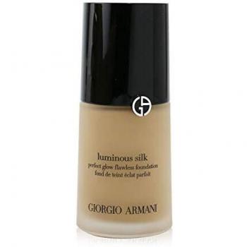 Giorgio Armani Luminous Silk Foundation in neutral