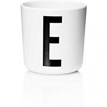 Multifunktionaler Melaminbecher „E“ – Design Letters Arne Jacobsen