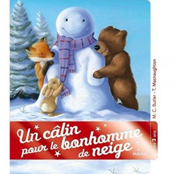 Un câlin pour le bonhomme de neige