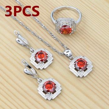 Conjunto de joyería con colgante y cadena de plata