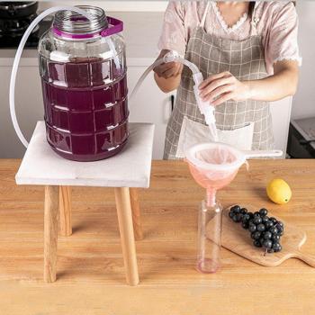 Conduite de brassage en plastique avec système de refroidissement