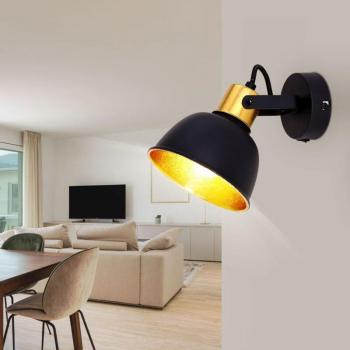 Schwarze Wandleuchte mit goldenen Details – schwenkbare LED-Lampe