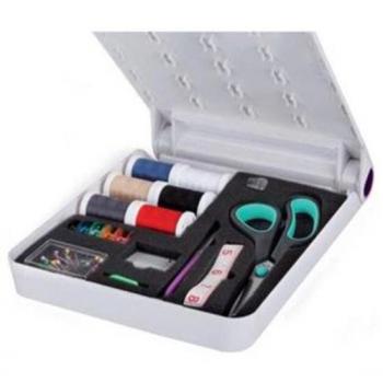 JATA AC45 Costurero compacto con accesorios: 9 carretes grandes de hilo, cinta métrica de 150 cm, 1 enhebrador, 1 dedal, 5 agujas para máquina, 100 alfileres y 1 tijera