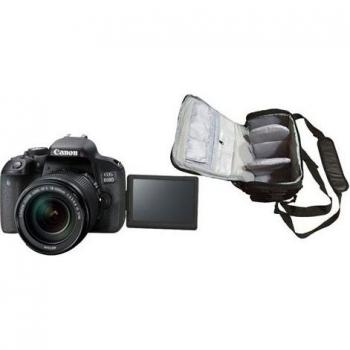 Canon EOS 800D (EF‑S 18‑135 mm IS STM) + borsa d’accessori