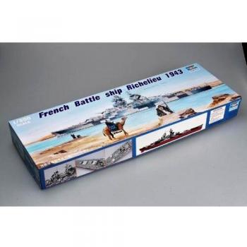 Prinz Eugen (1945) Croiseur Lourd Allemand  TRUMPETER 1/350 PLASTIC KIT