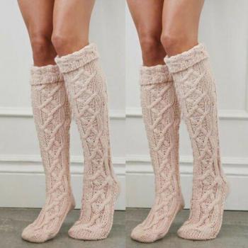 Bottes cuisses haute tricot torsadé pour femmes – douceur automnale