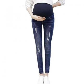 Pantalones de maternidad con agujeros